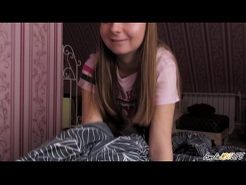 ❤️ Blondie анын BFF анын терең соруп жана анын оозуна сперма алат ❌ Порно видео ky.pornxlxx.ru